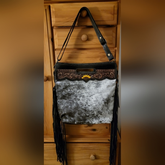 Myra purse - Picture 1 of 4